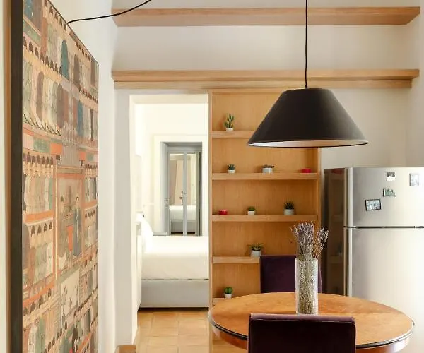 Apartment Cozy With Private Garden At Spanishsteps