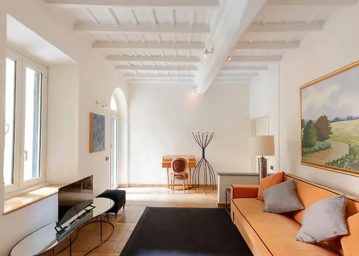 Apartment Cozy With Private Garden At Spanishsteps